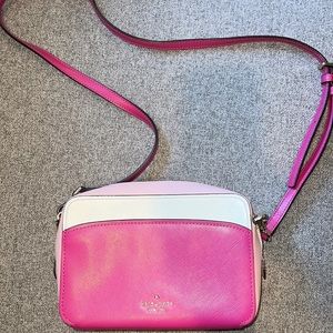 Kate Spade Lauryn camera ♠️🩷